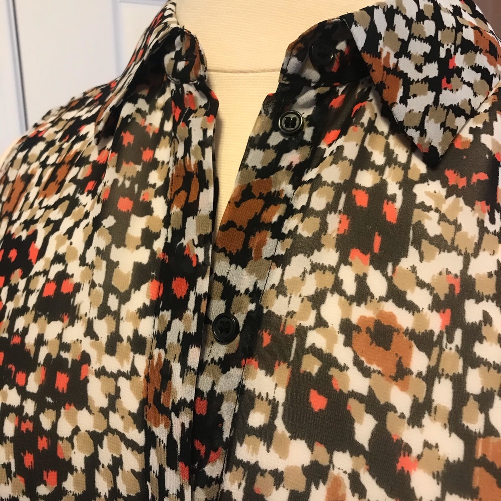 Lane Bryant sheer sleeveless blouse - Picture 4 of 5